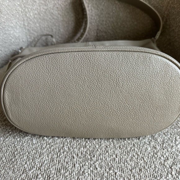 Brighton Beck Organizer Bucket Bag with Rockstar Studded Strap - Picture 6 of 15